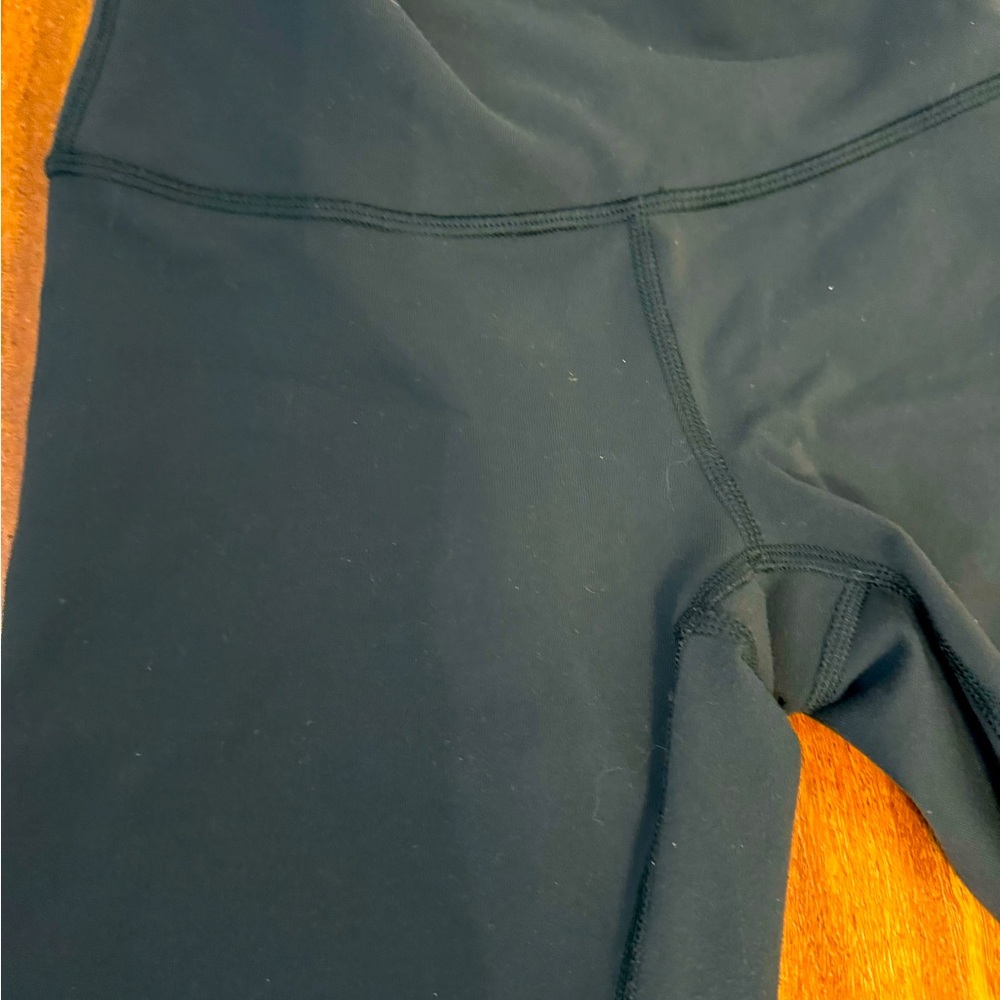 High Waist LULULEMON WUNDER UNDER (sz.4)